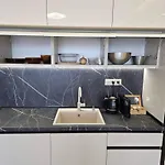 арена изгрев 아파트 *